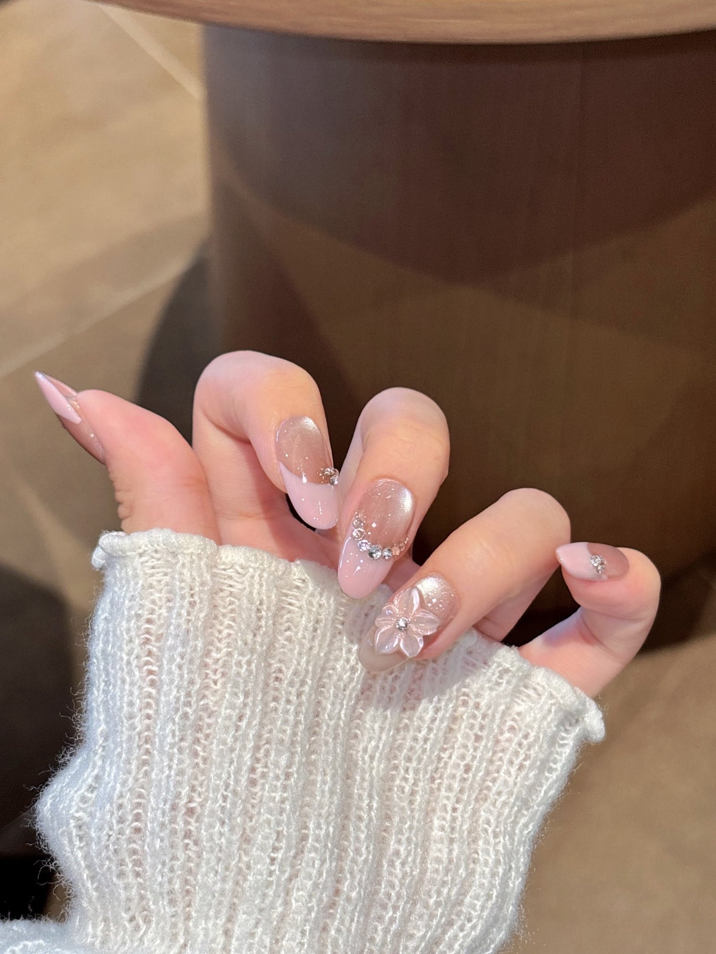 [Pre Order] 浪漫水晶蝴蝶結穿戴甲Romantic Crystal Bow Press On Nail