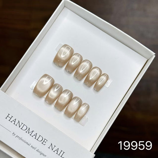 [Pre Order] 焦糖柔光穿戴甲 Caramel Shimmer Press-On Nails