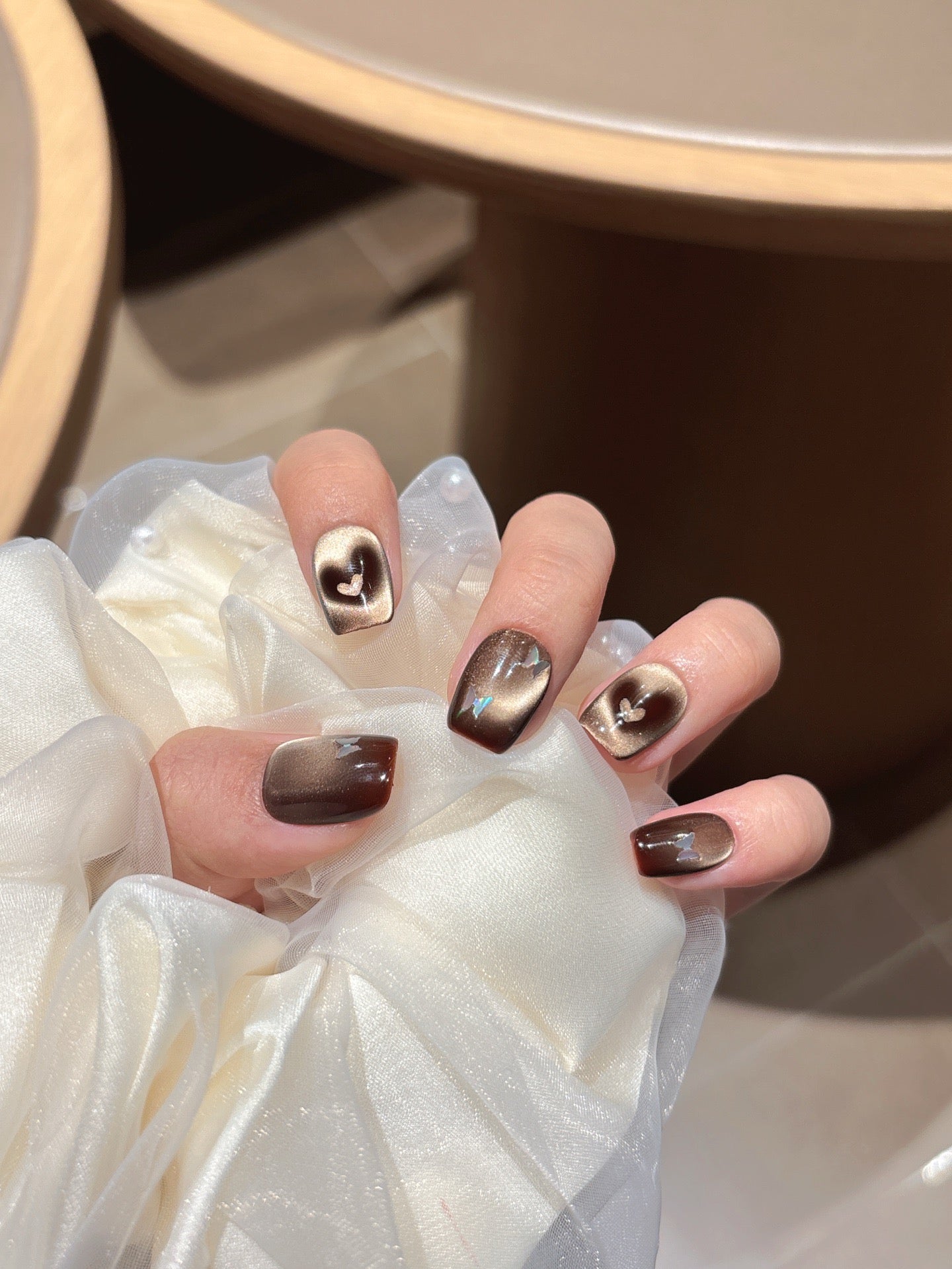 [Pre Order] 貓眼愛心光紋穿戴甲 Cat Eye Heart Pattern Press-On Nails