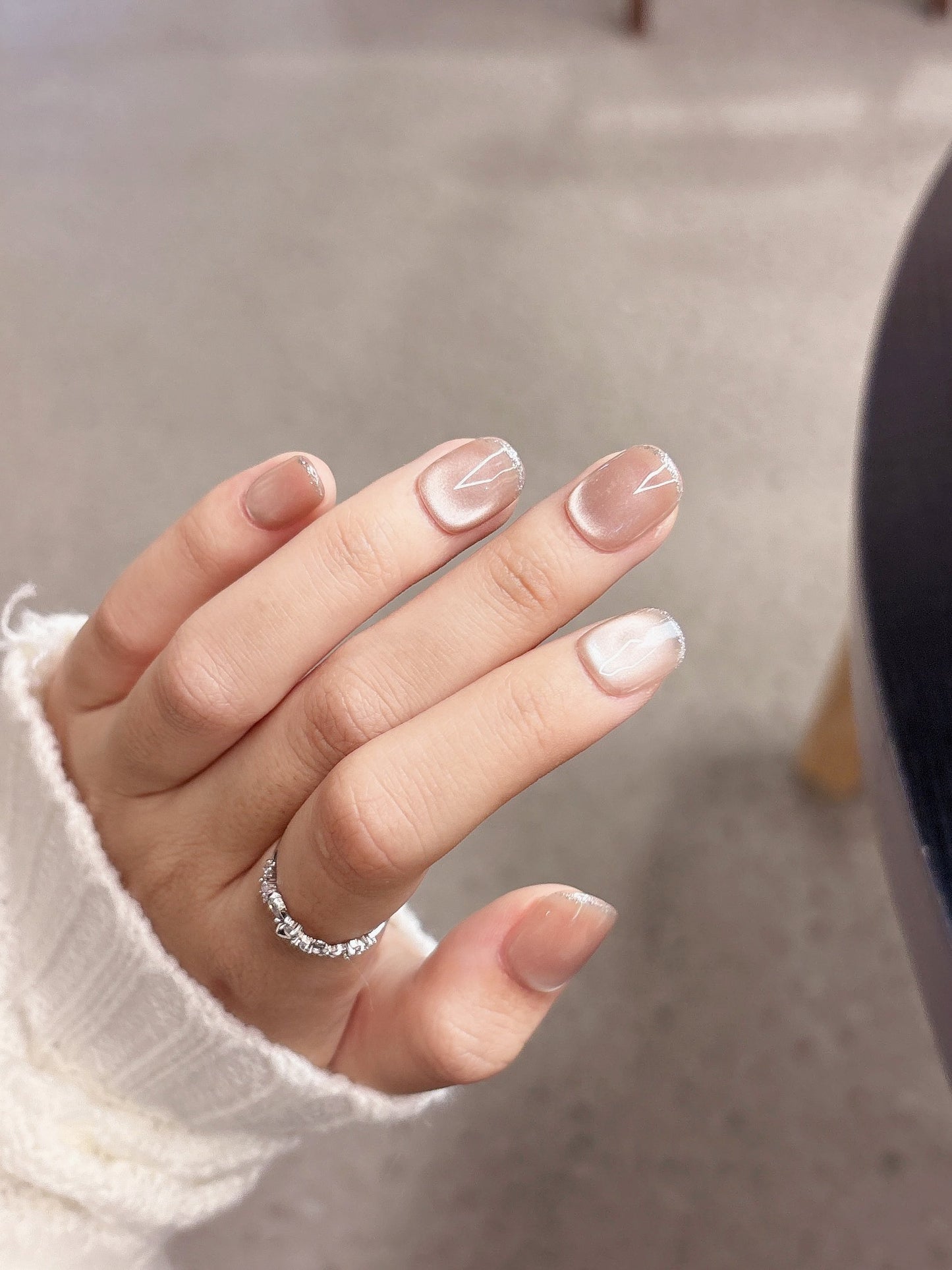 [Pre Order] 銀邊貓眼穿戴甲 Silver Lining Cat-Eye Press-On Nails