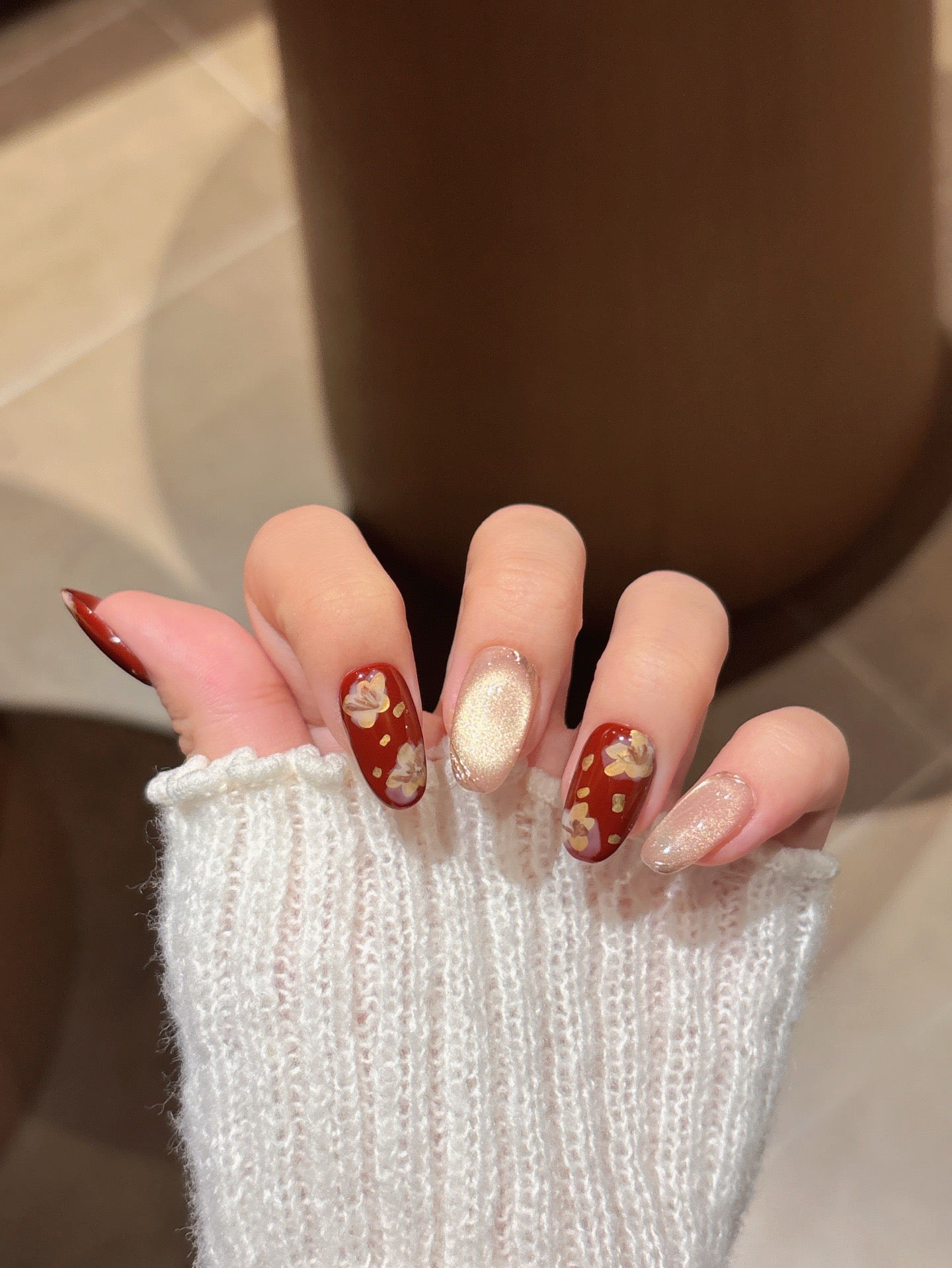 [Pre Order]  復古金箔小花穿戴甲 Vintage Gold Leaf Flower Press-On Nails