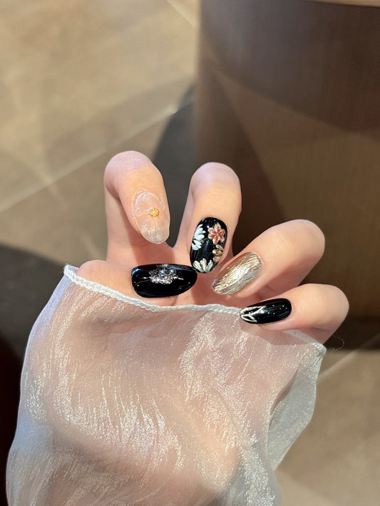 [Pre Order]黑金花語穿戴甲 Midnight Bloom Press-On Nails