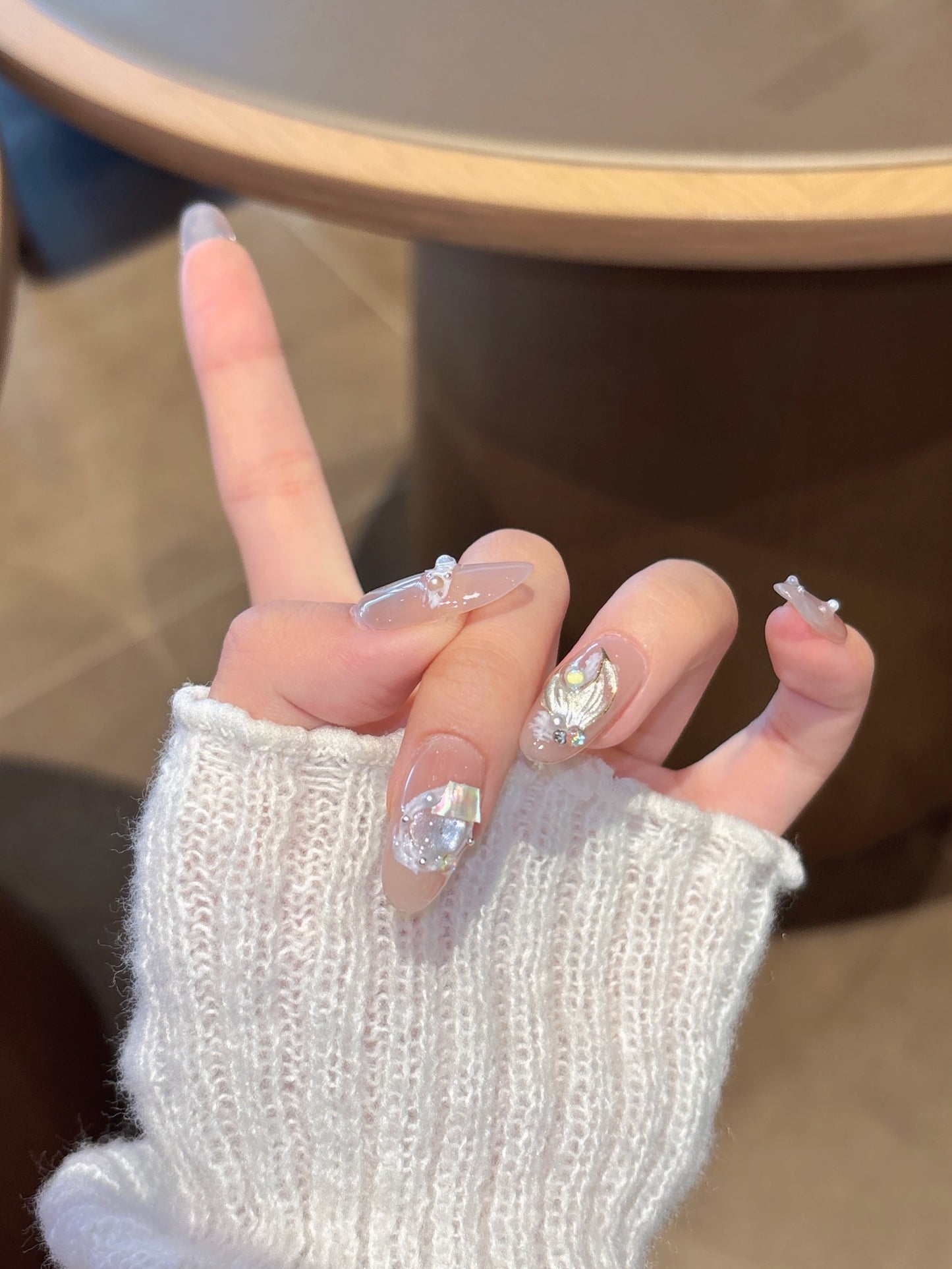 [Pre Order]Iridescent Mermaid Pearl Press-On Nails 幻彩美人魚珍珠穿戴甲