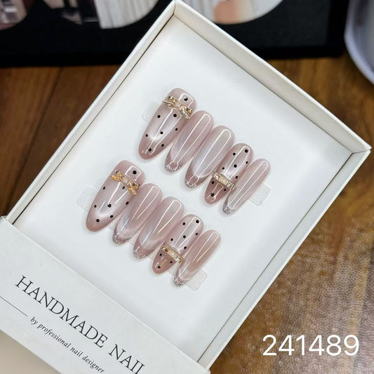[Pre Order] 波點蝴蝶結穿戴甲 Polka Dot Bow Press On Nail