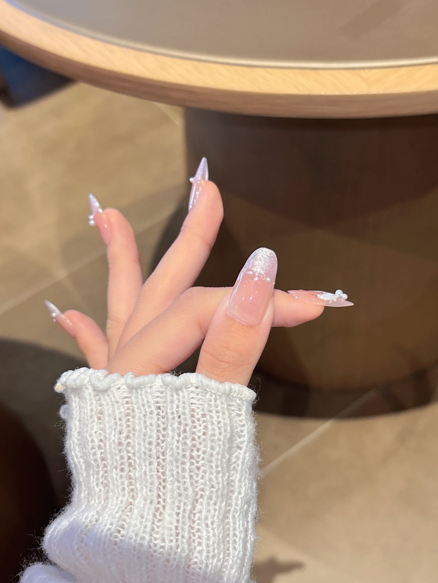 [Pre Order] Pearl Butterfly Love Press - on Nails 粉透珍珠蝴蝶穿戴甲