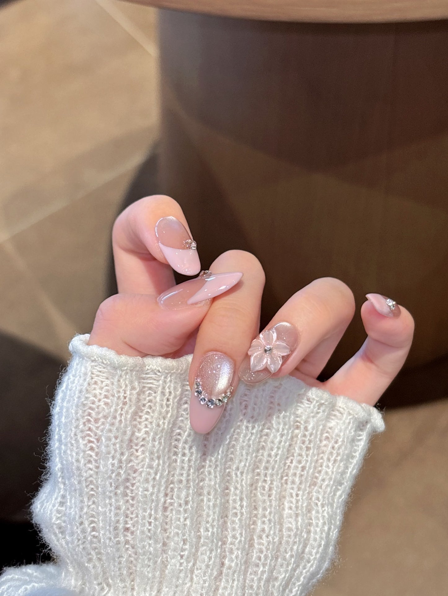 [Pre Order] 浪漫水晶蝴蝶結穿戴甲Romantic Crystal Bow Press On Nail