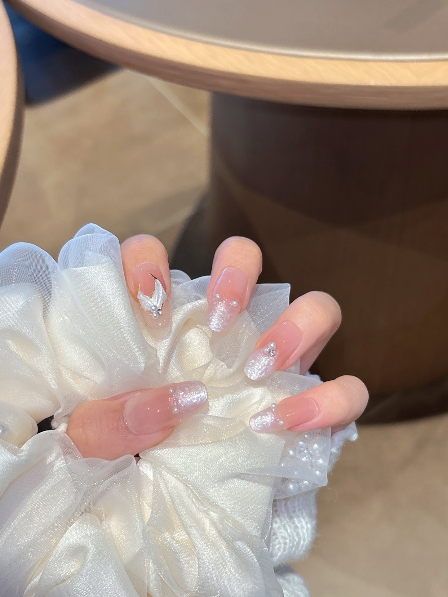 [Pre Order] Pearl Butterfly Love Press - on Nails 粉透珍珠蝴蝶穿戴甲