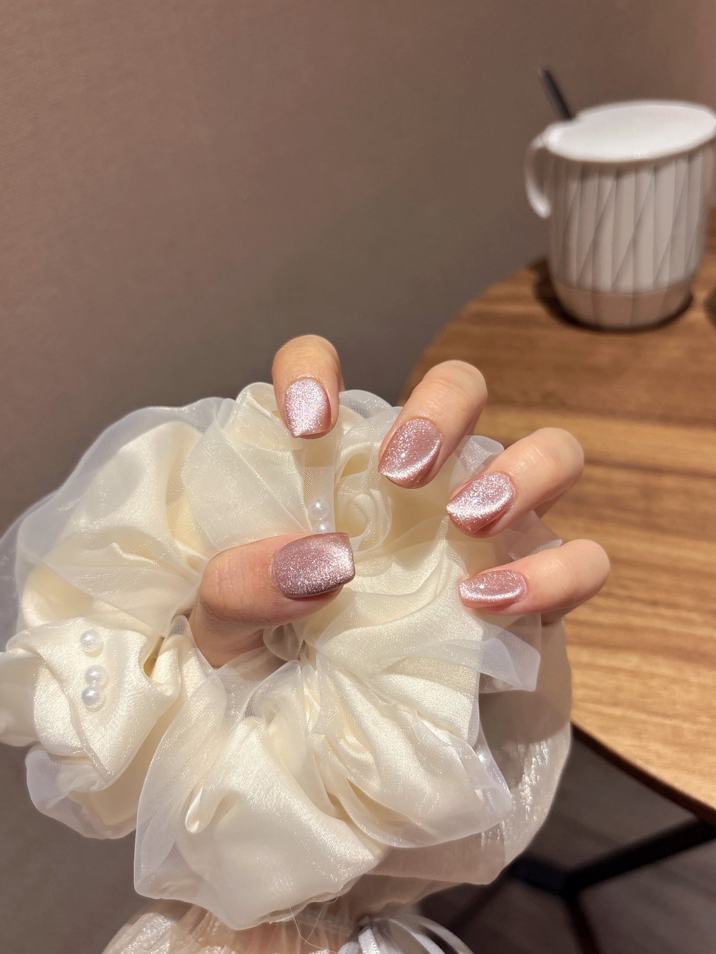 [Pre Order] 溫柔貓眼穿戴甲 Gentle Cat-Eye Press-On Nails