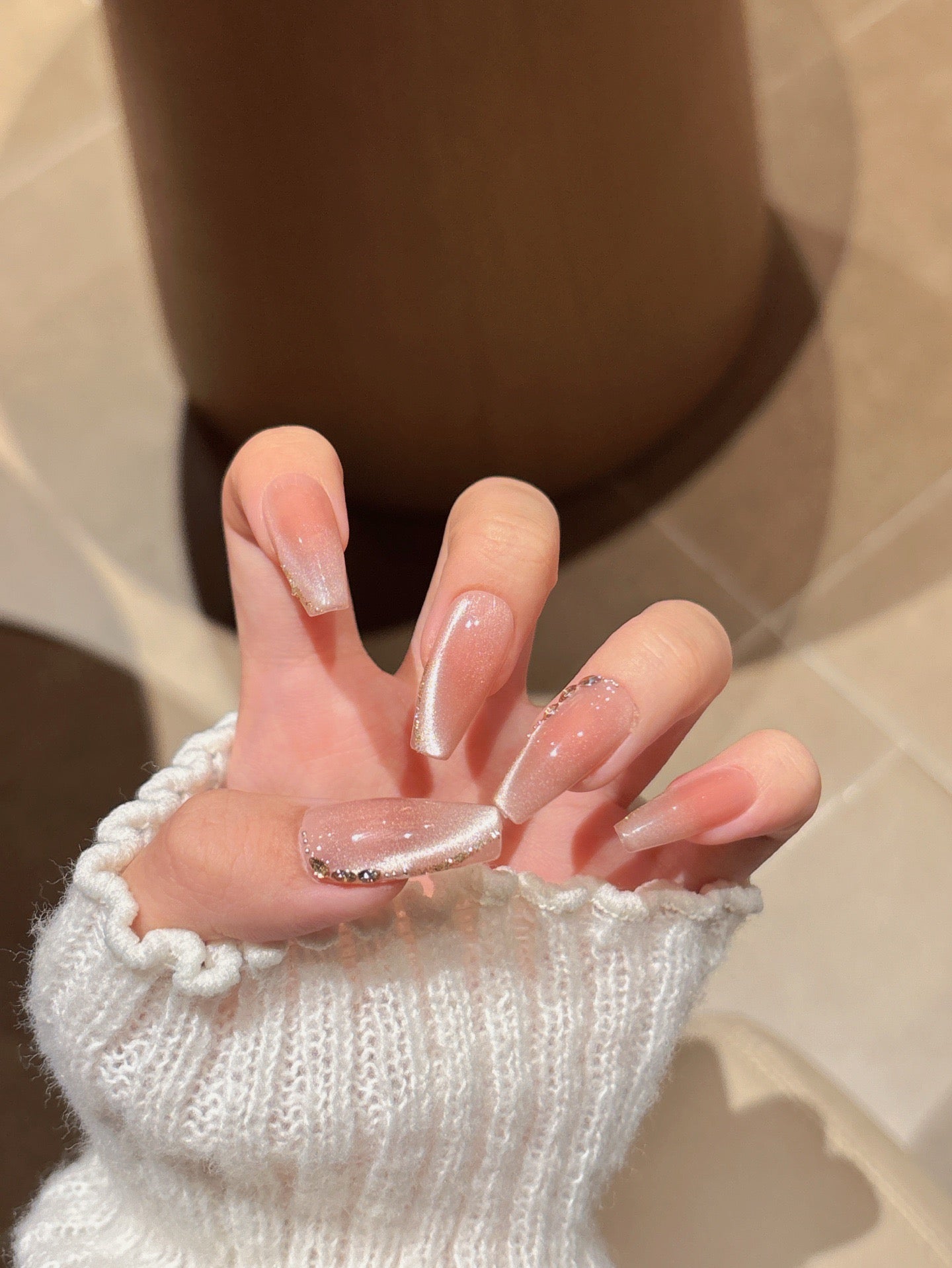 [Pre Order] 簡約亮粉杏仁法式穿戴甲 Simple Glitter Almond French Press-On Nails