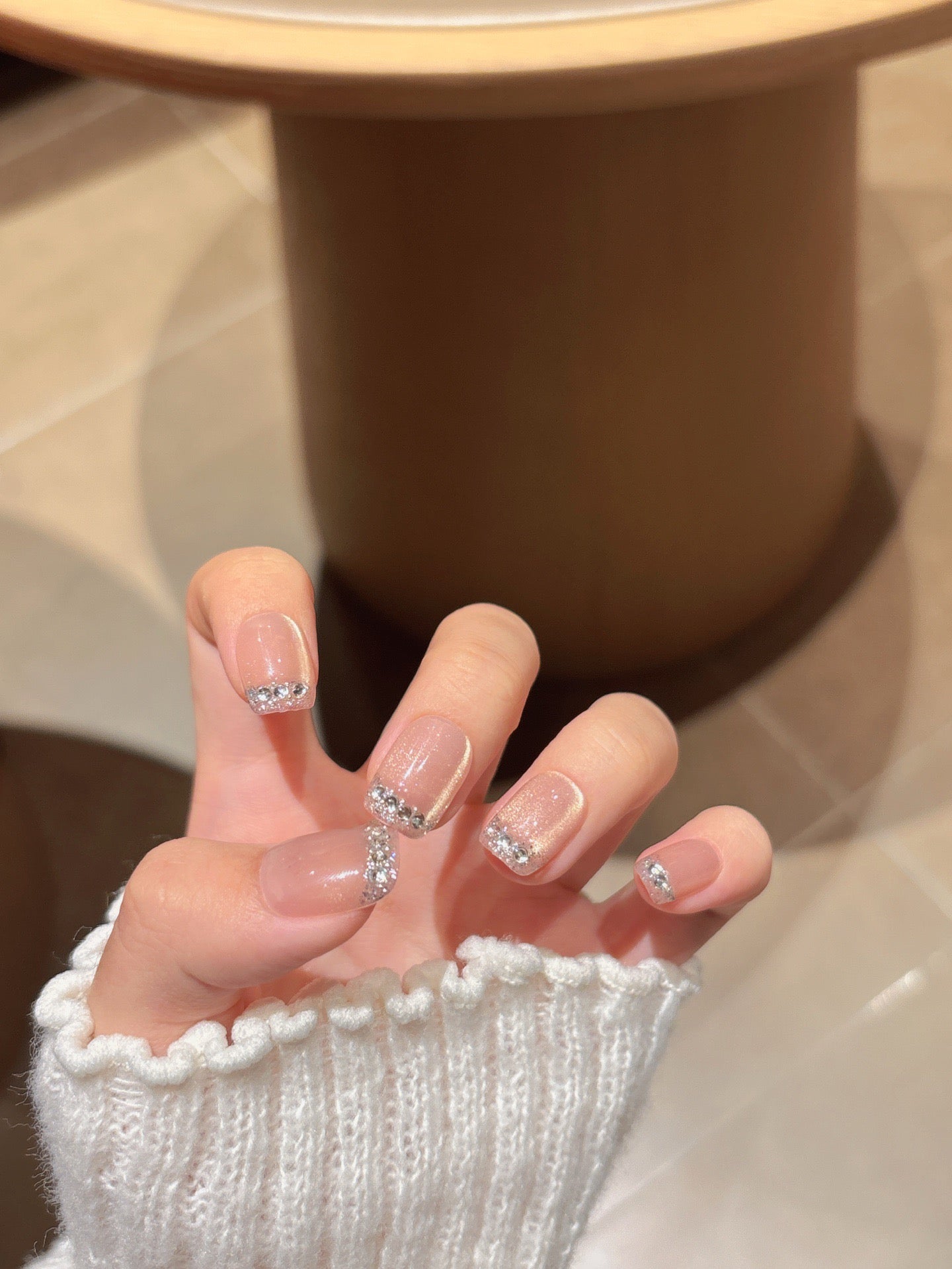 [Pre Order] 簡約亮粉法式穿戴甲 Simple Glitter French Press-On Nails