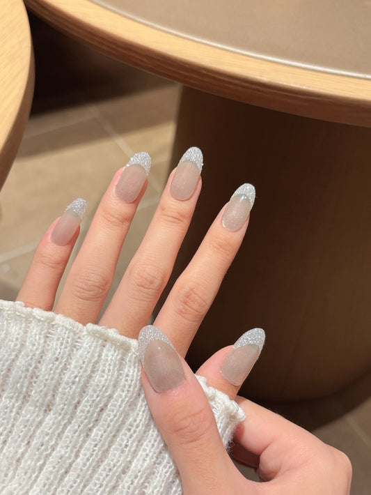 [Pre Order] 簡約亮粉杏仁法式穿戴甲 Simple Glitter Almond French Press-On Nails